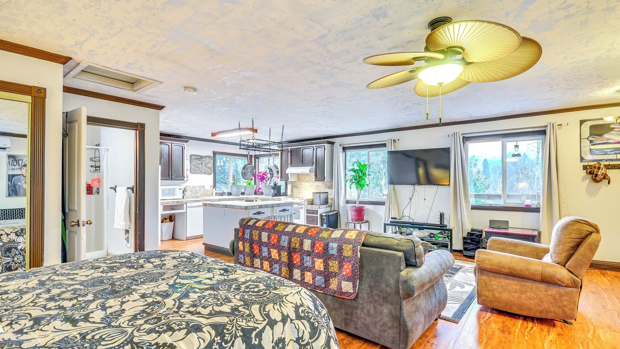 Photo of Bedroom in Sandy