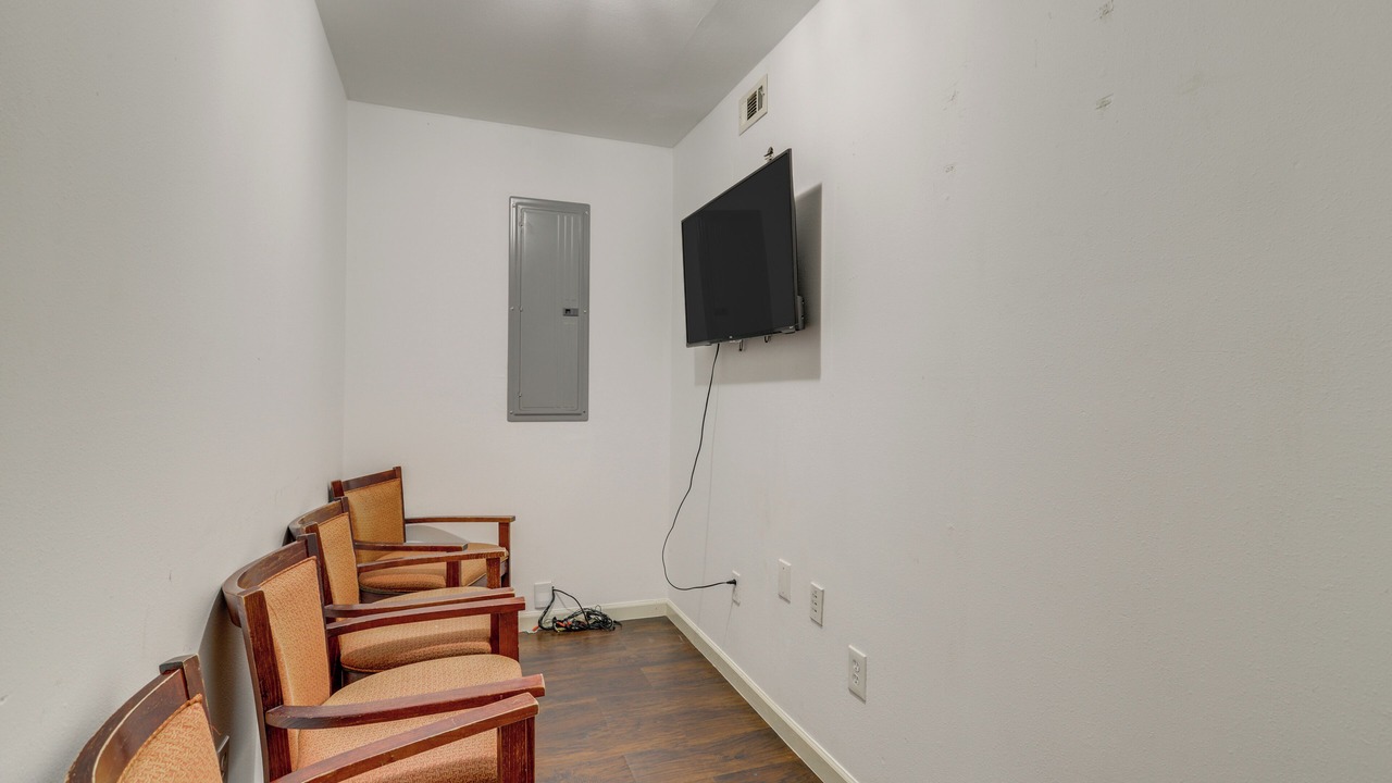 Photo of Bedroom in FM 1960