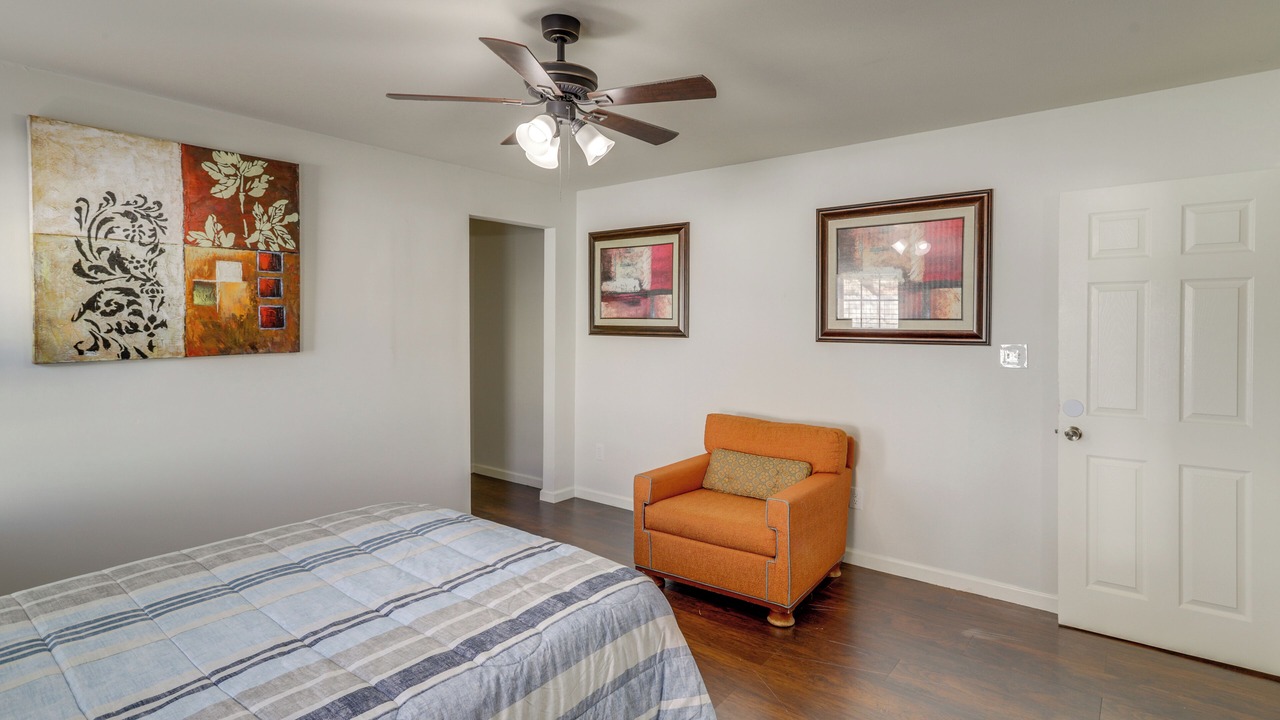 Photo of Bedroom in FM 1960