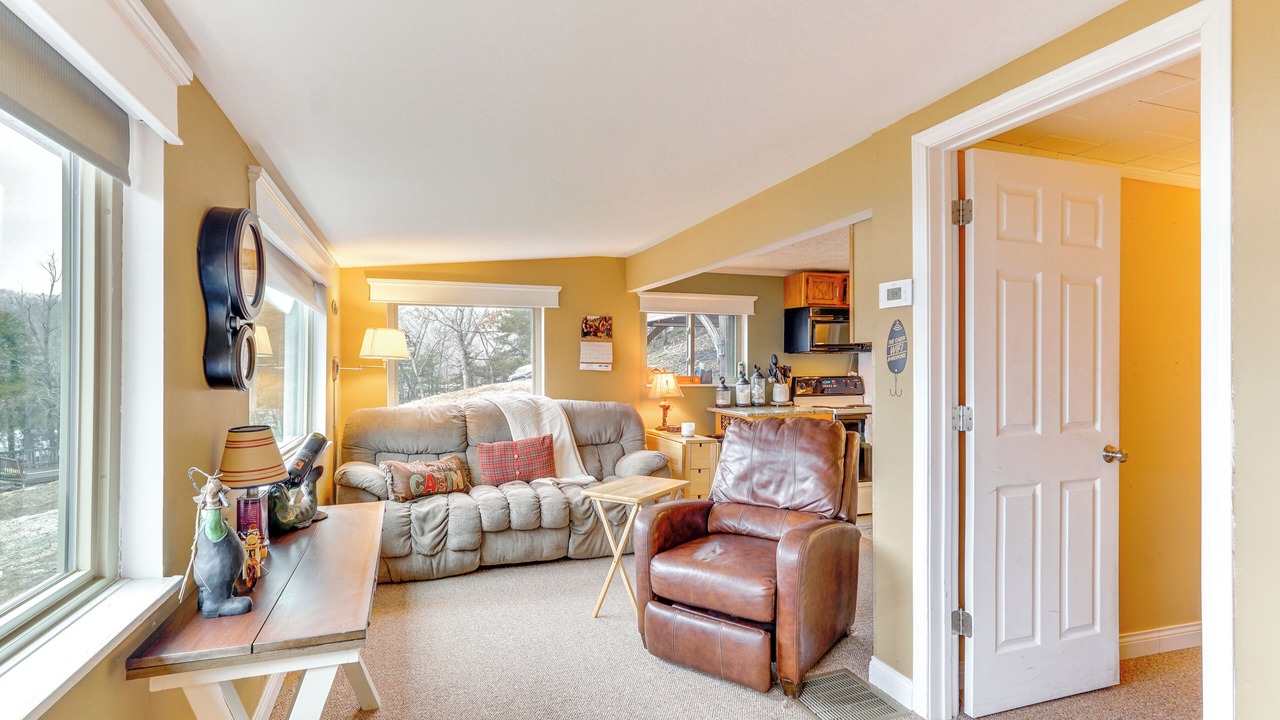 Photo of Livingroom in Camdenton