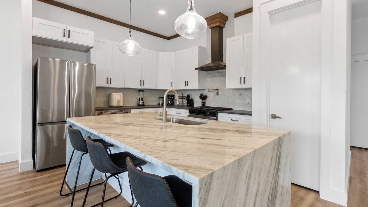 Photo of Kitchen in Garden Oaks