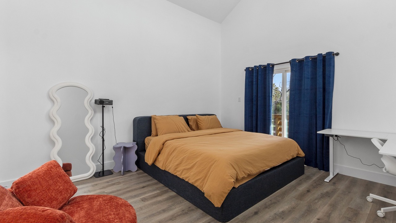 Photo of Bedroom in Garden Oaks