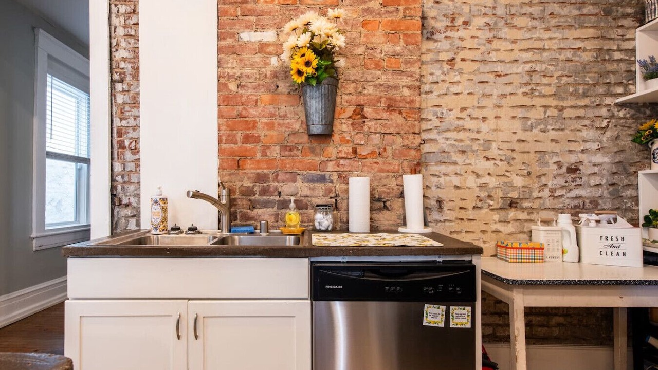 Photo of Kitchen in Smoketown Jackson