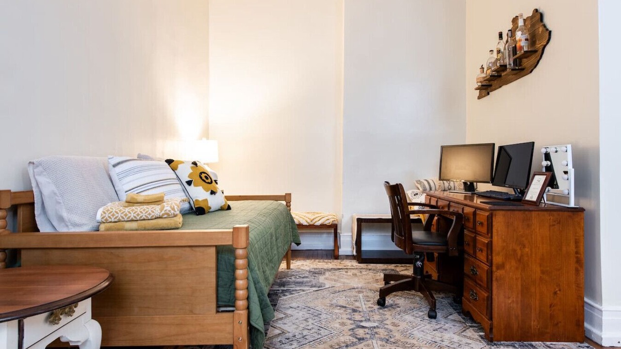 Photo of Bedroom in Smoketown Jackson