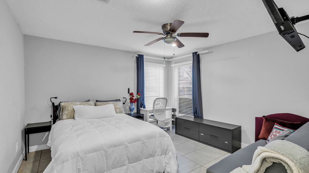 Photo of Bedroom in Addicks