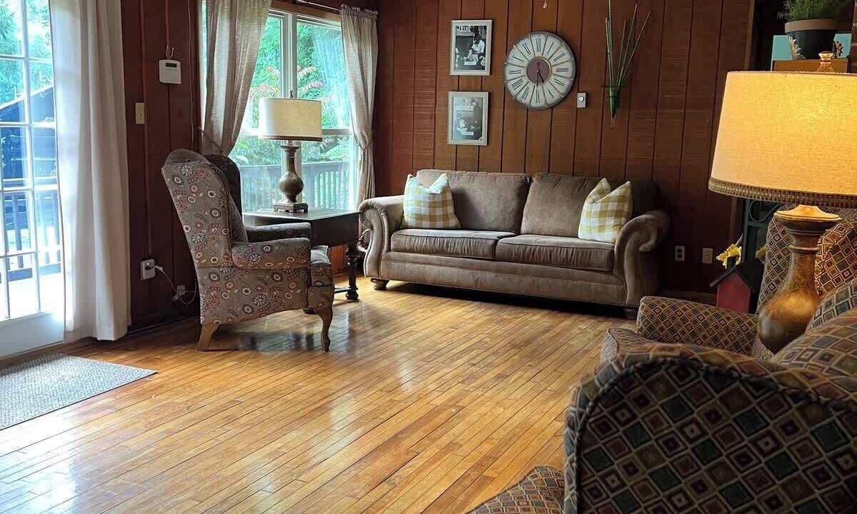 Photo of Livingroom in Wendover