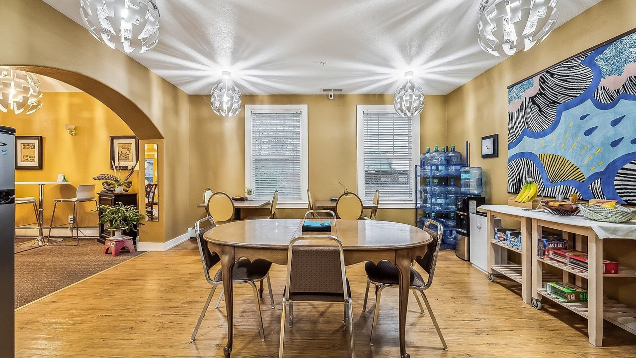 Photo of Bedroom in Cathlamet