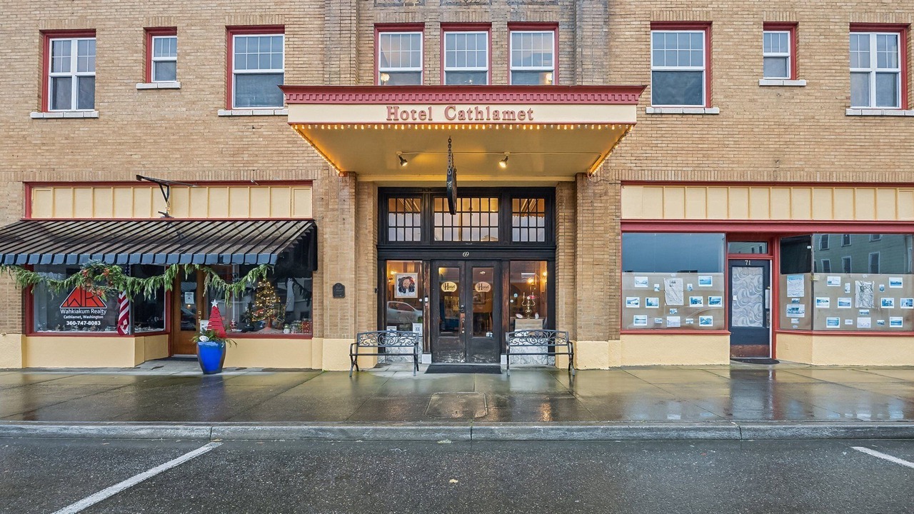 Photo of Others in Cathlamet