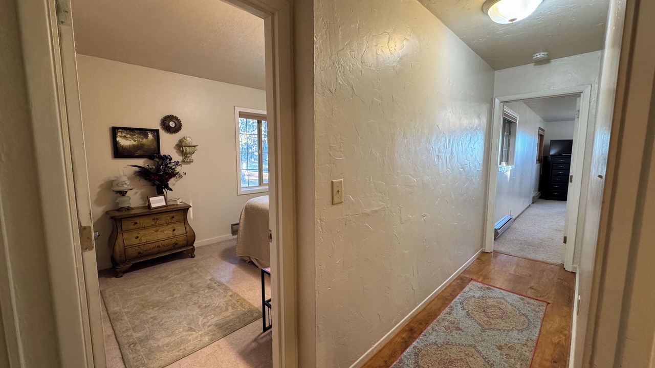 Photo of Bedroom in Chiloquin