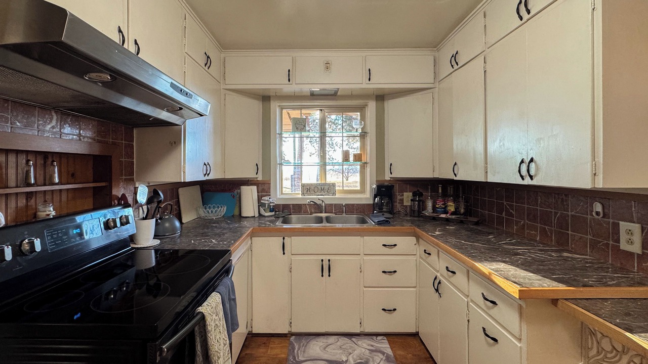 Photo of Kitchen in Chiloquin