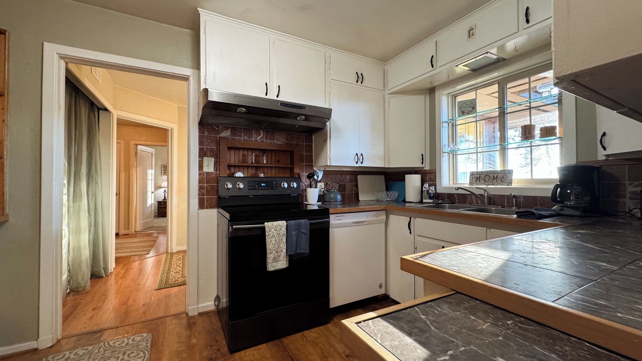 Photo of Kitchen in Chiloquin