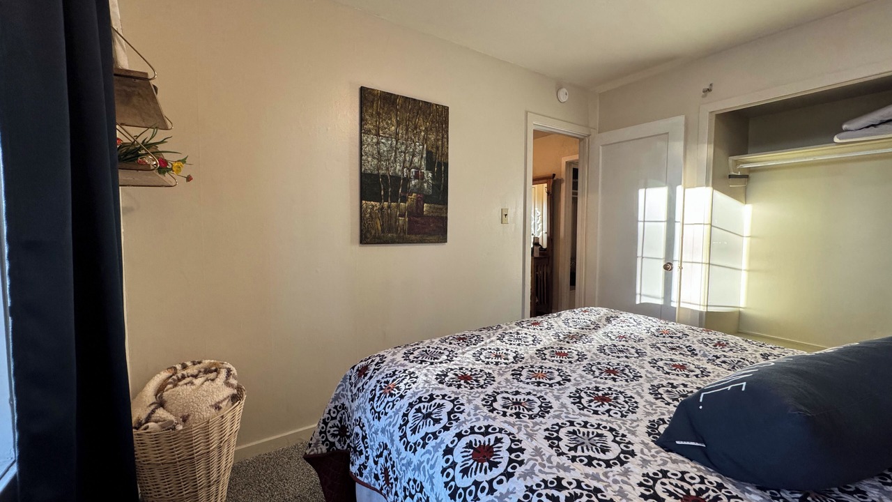 Photo of Bedroom in Chiloquin