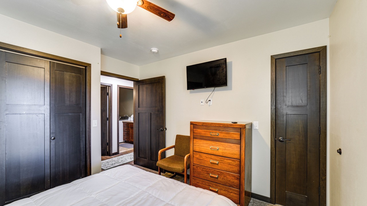 Photo of Bedroom in Bristow