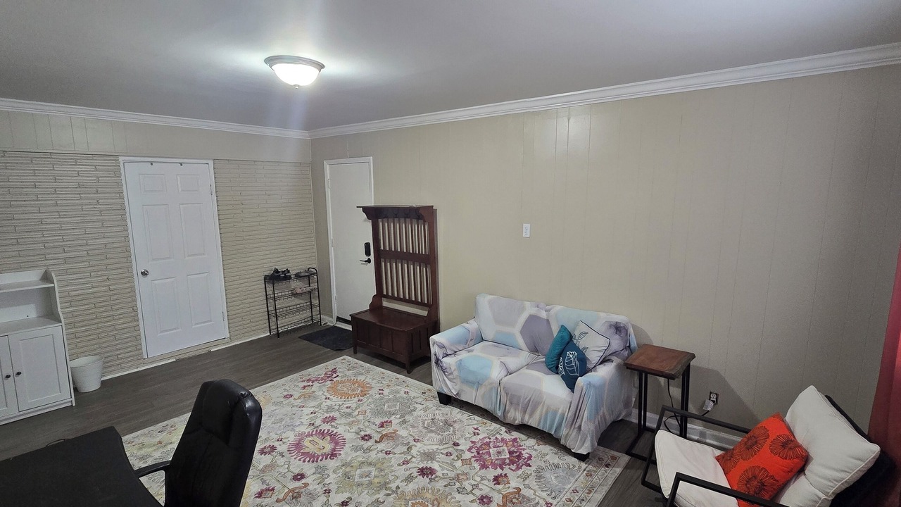 Photo of Livingroom in East Atlanta