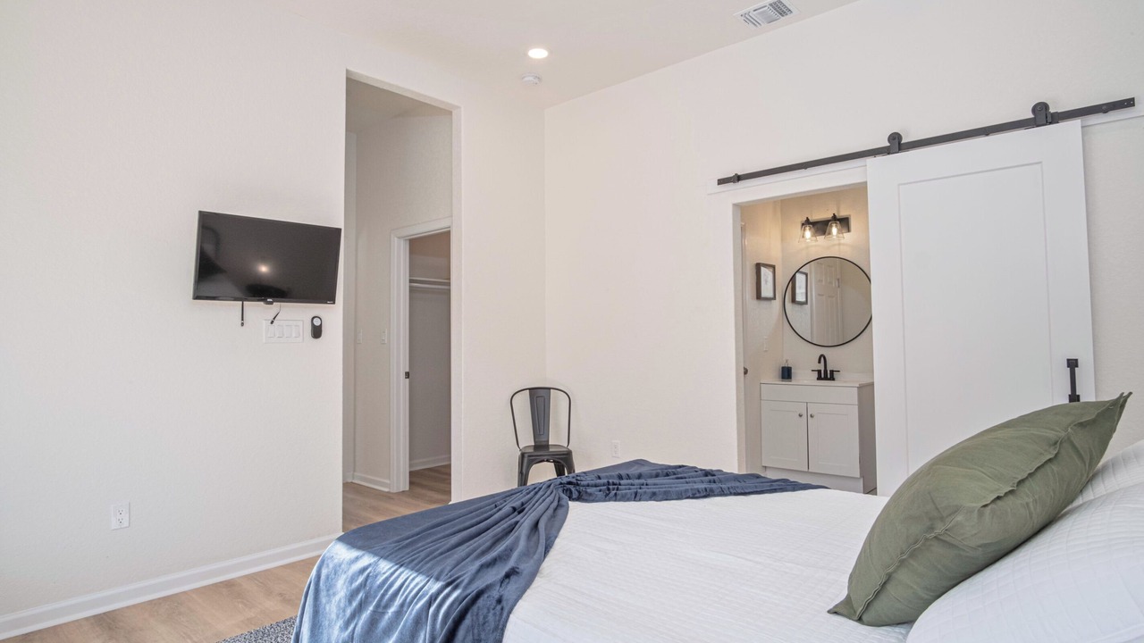 Photo of Bedroom in Denver Heights