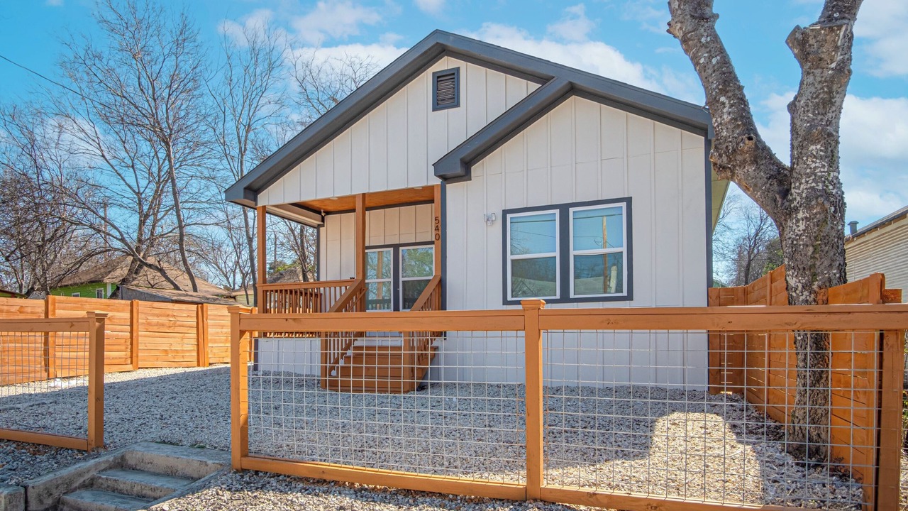 Photo of Outdoor in Denver Heights