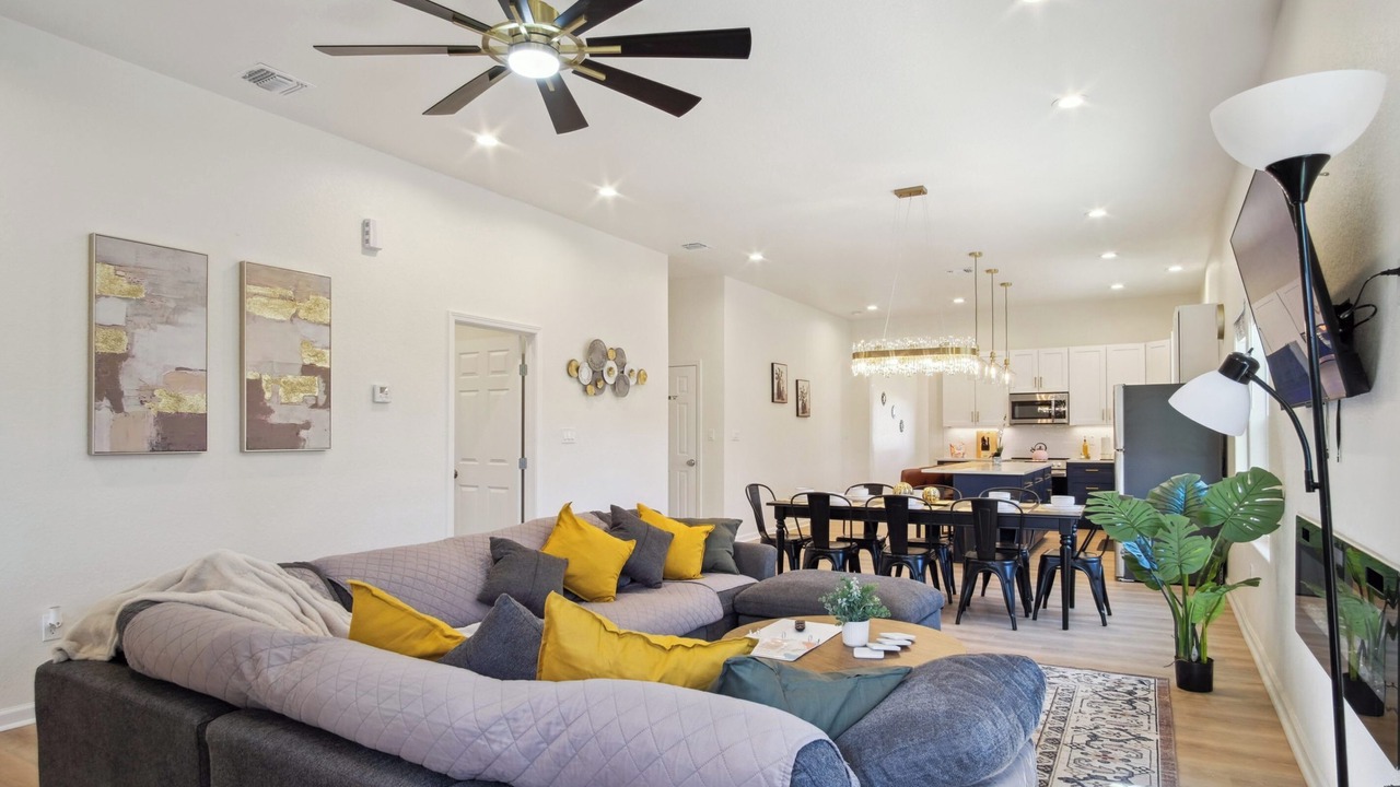 Photo of Livingroom in Downtown San Antonio