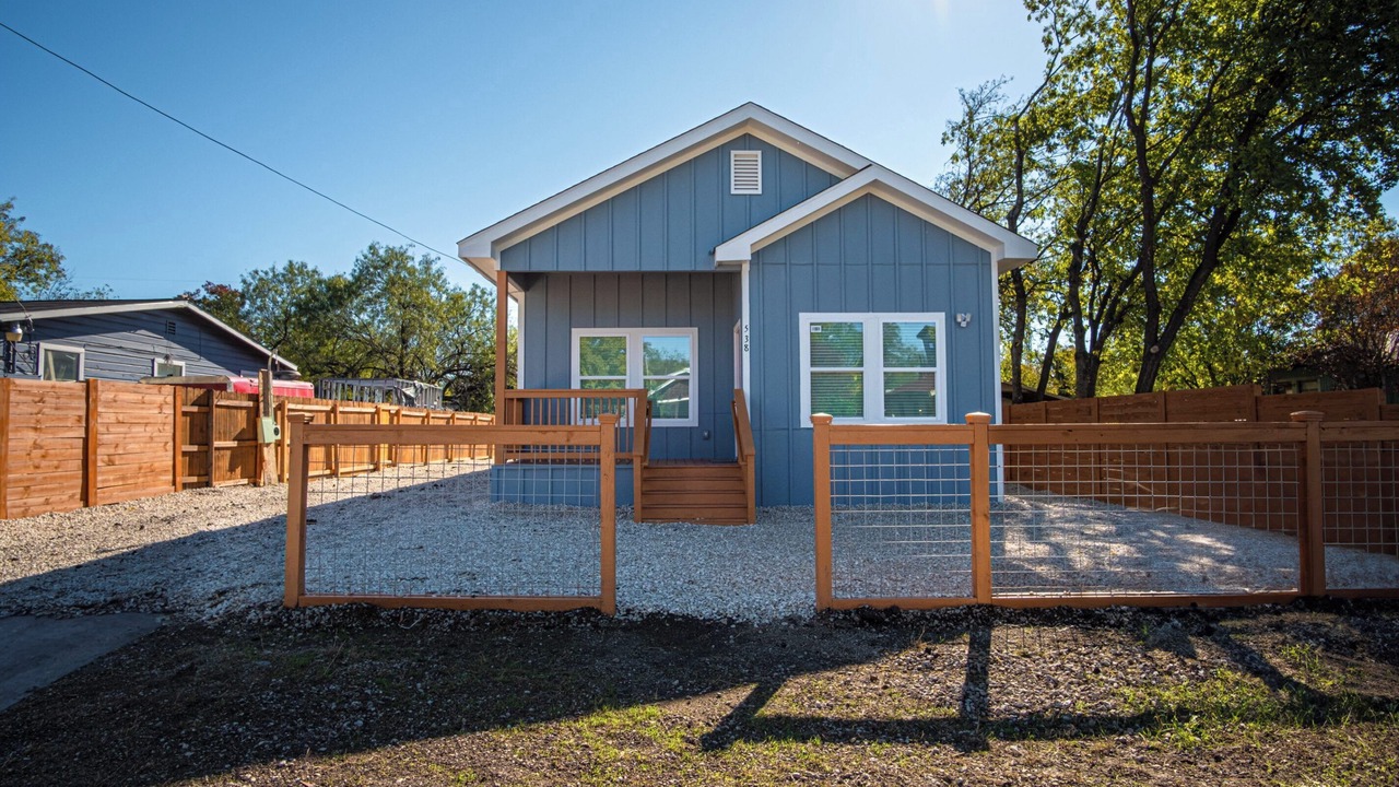 Photo of Outdoor in Denver Heights