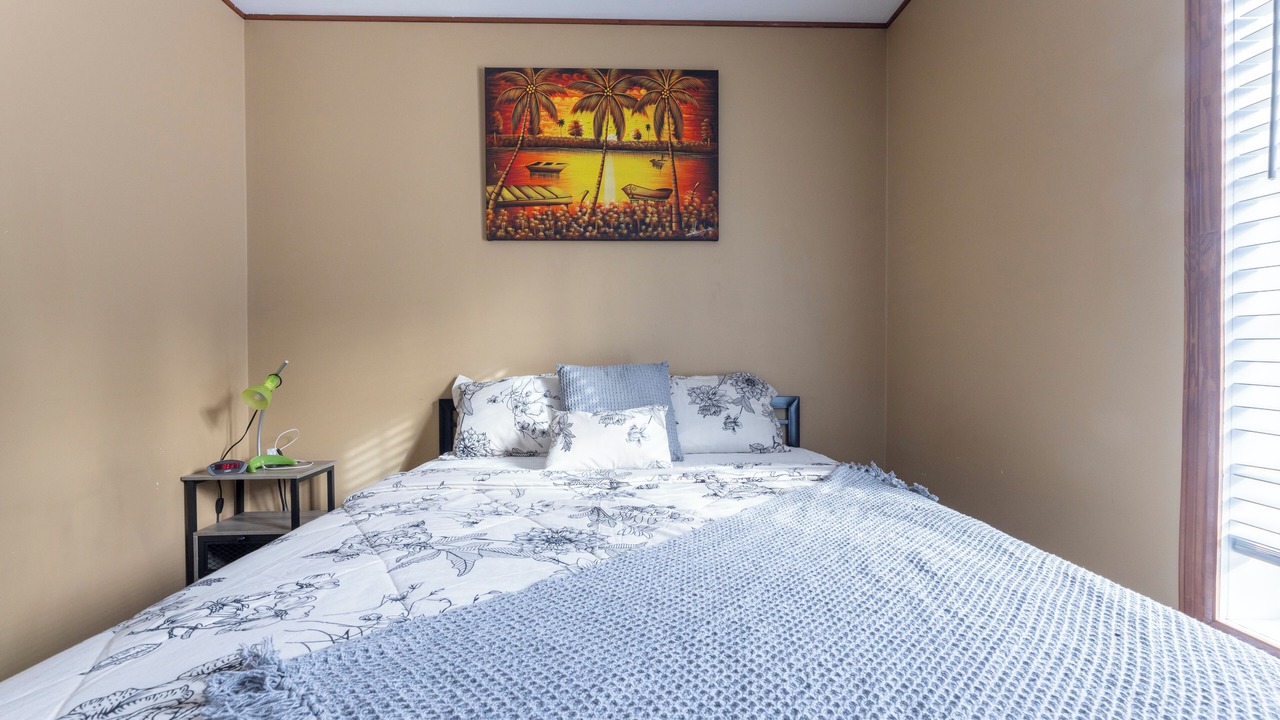 Photo of Bedroom in Saint Come