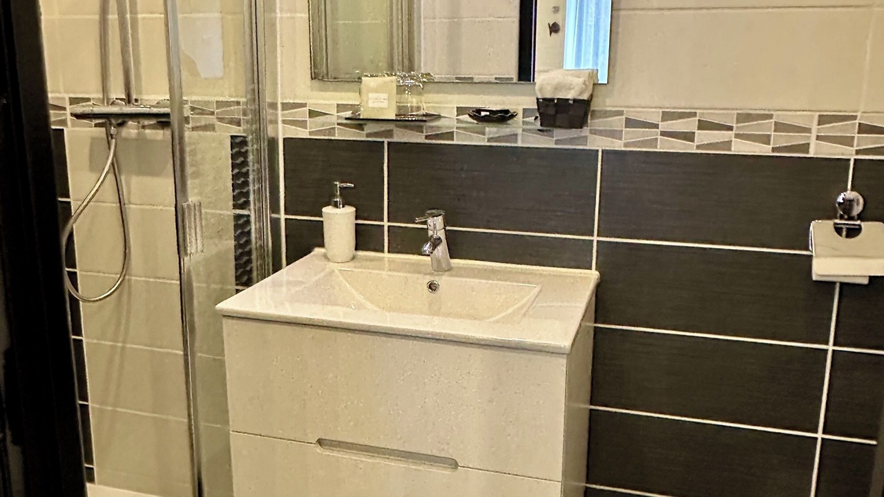 Photo of Bathroom in Sancerre
