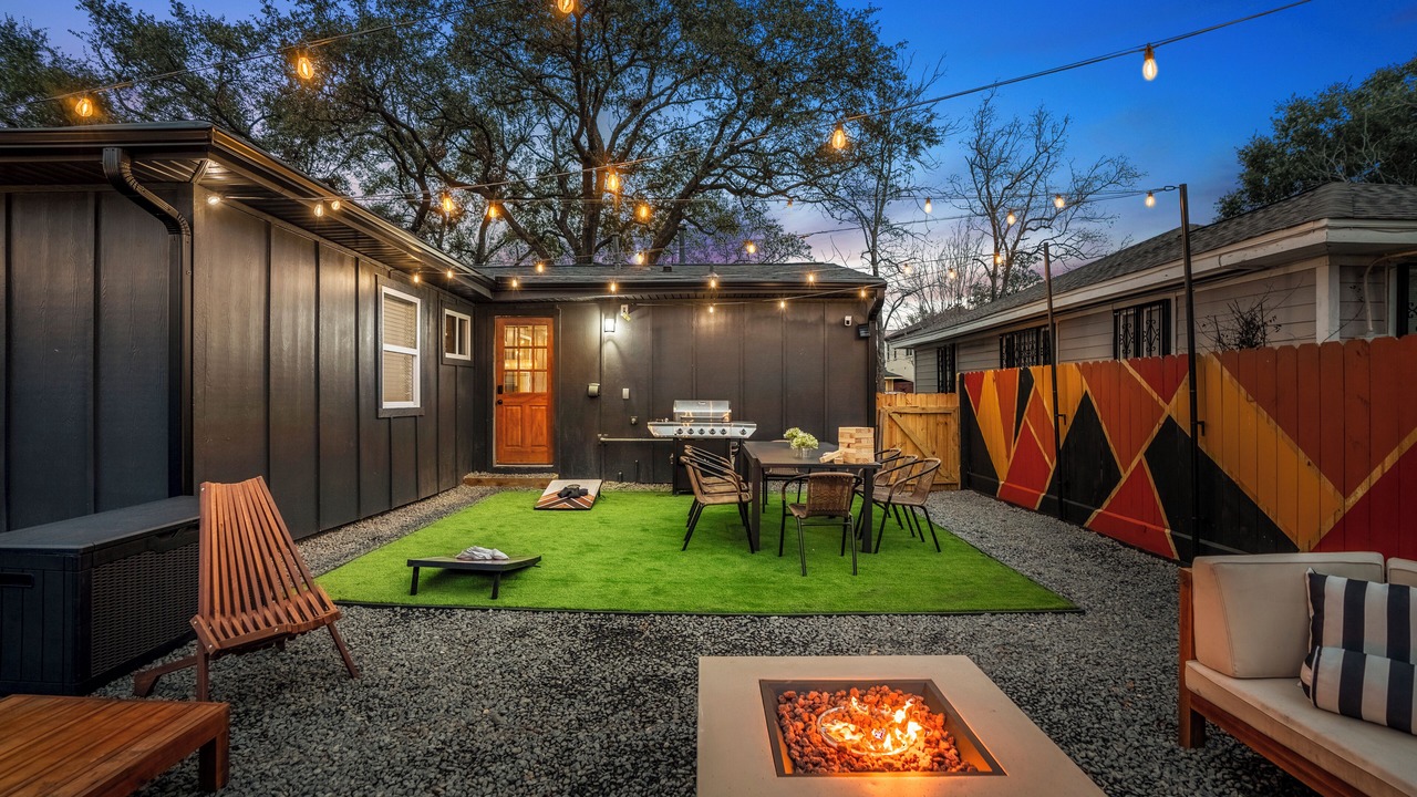 Photo of Outdoor in Braeswood Place