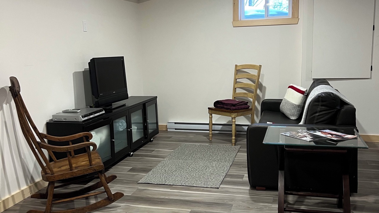 Photo of Livingroom in Sainte-Marguerite-du-Lac-Masson