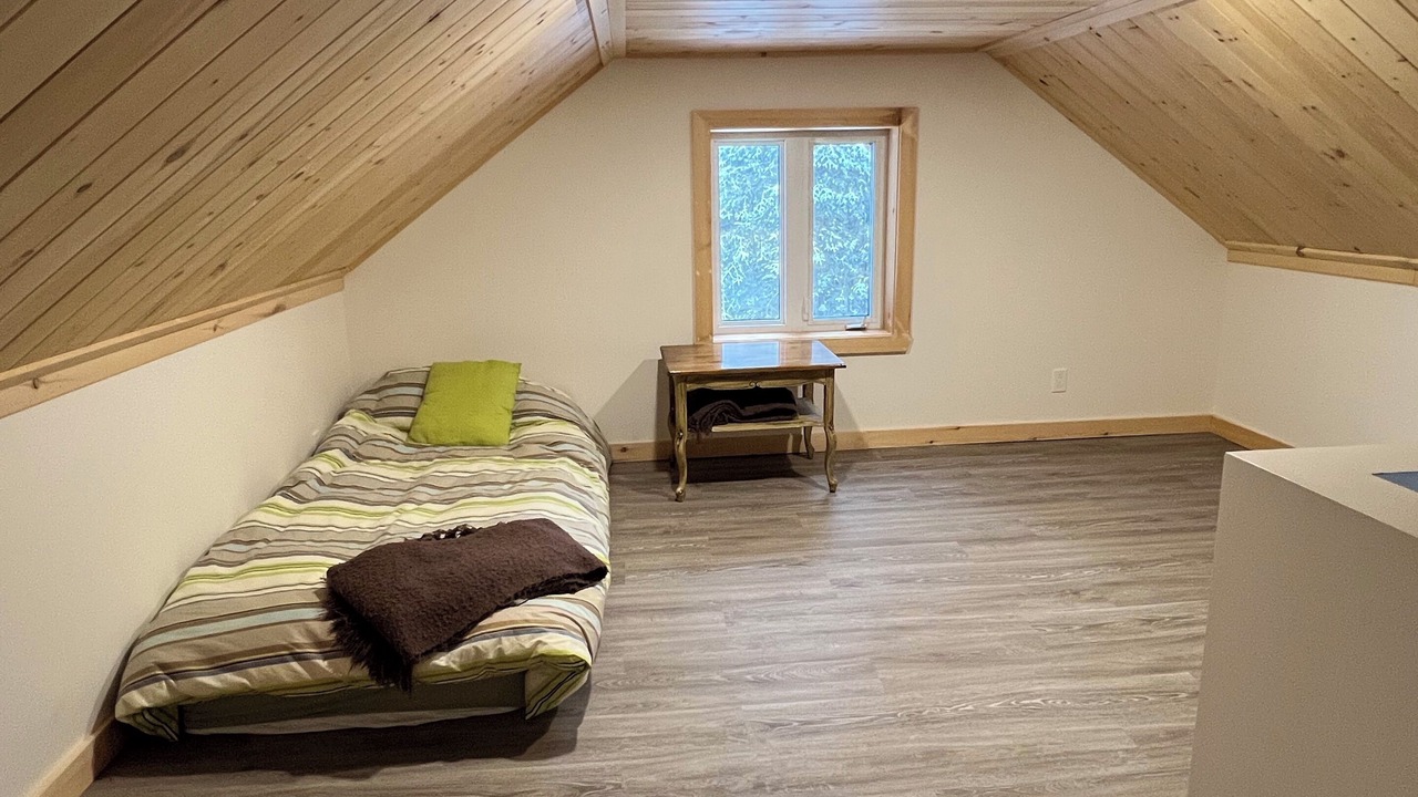 Photo of Bedroom in Sainte-Marguerite-du-Lac-Masson
