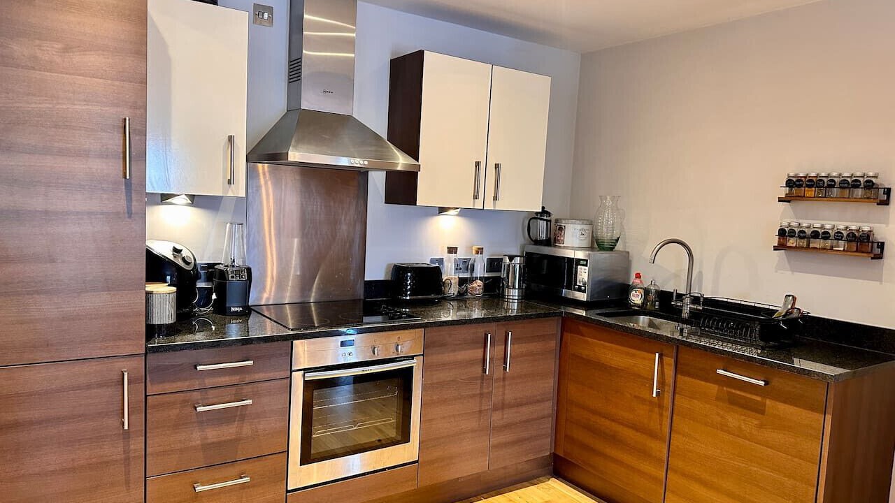Photo of Kitchen in Roundhay