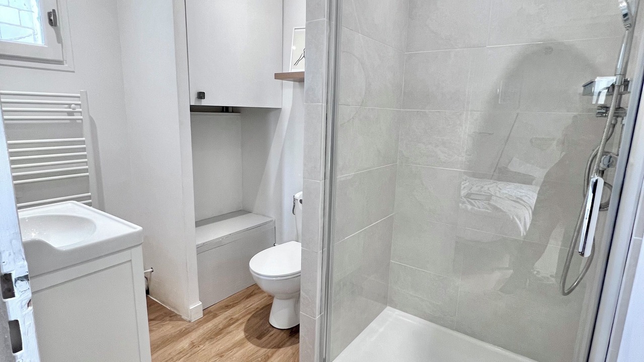 Photo of Bathroom in Chinon