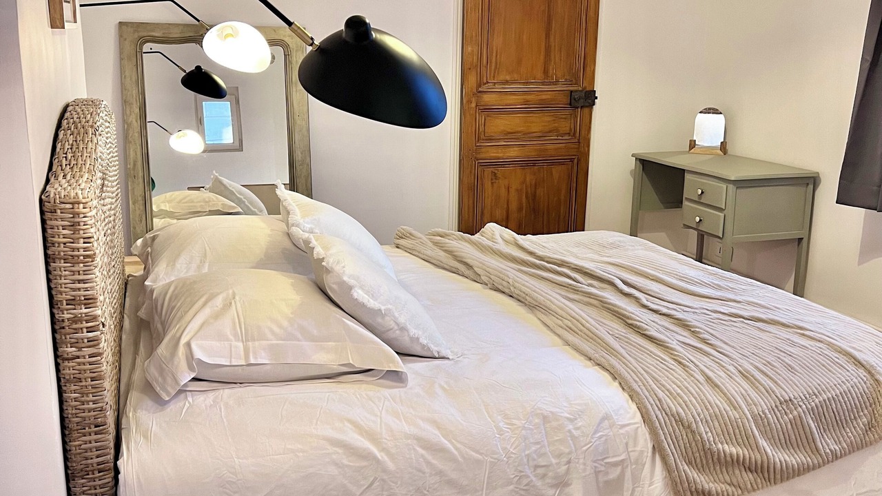 Photo of Bedroom in Chinon