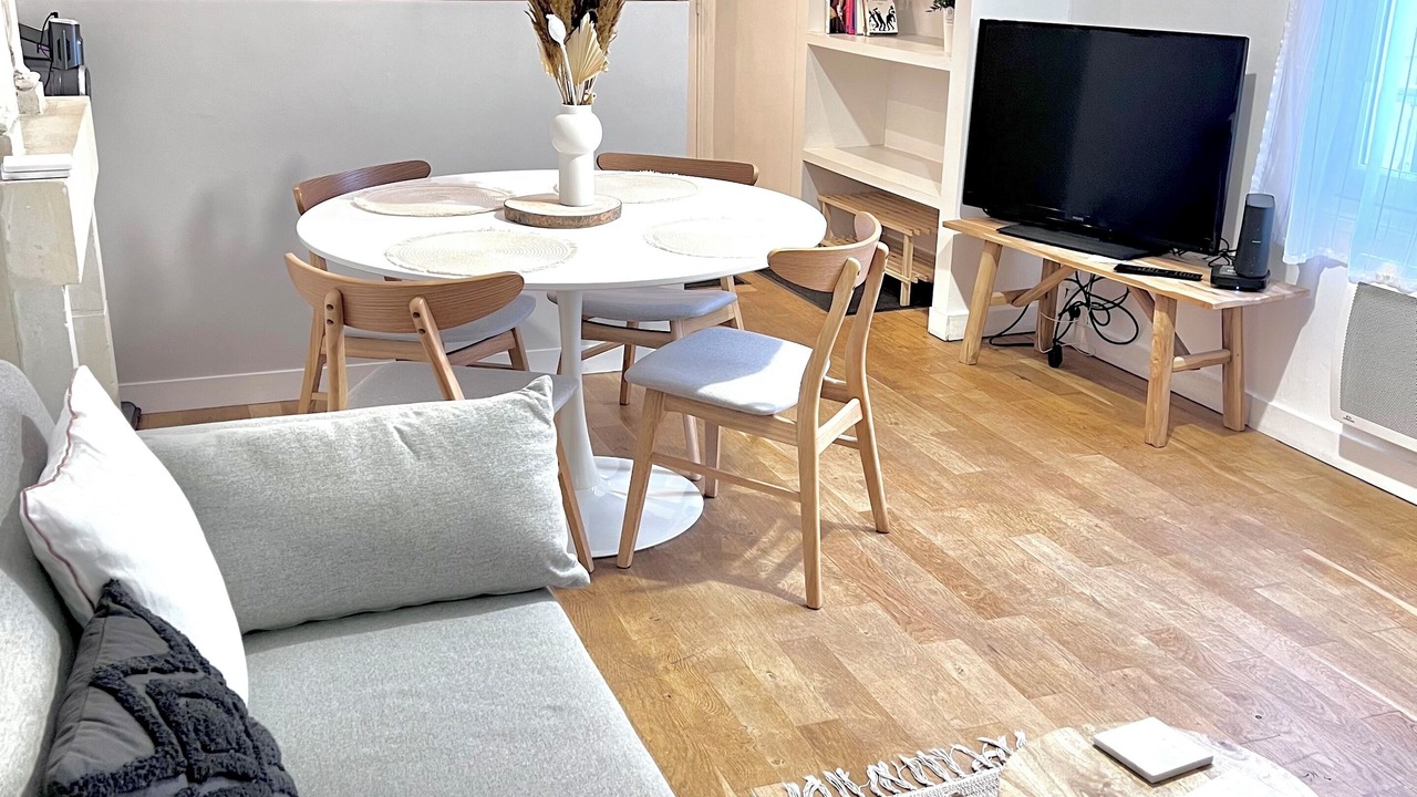 Photo of Livingroom in Chinon