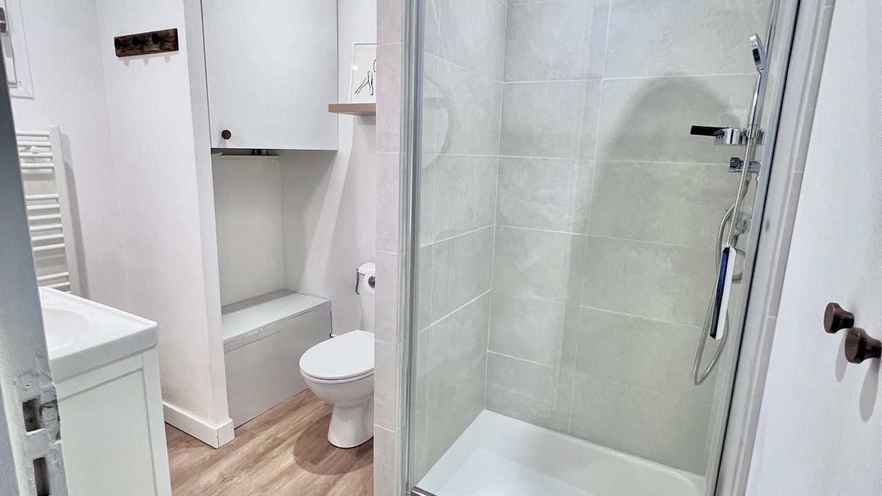 Photo of Bathroom in Chinon