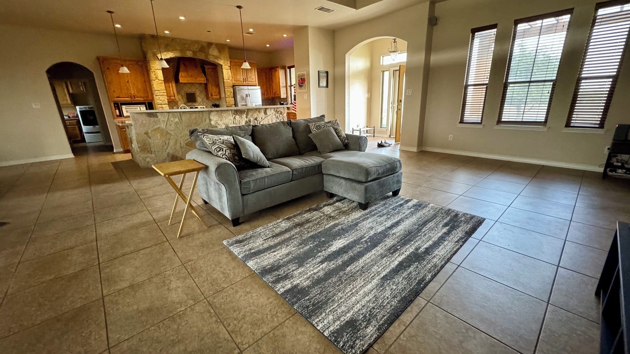 Photo of Livingroom in Sutherland Springs