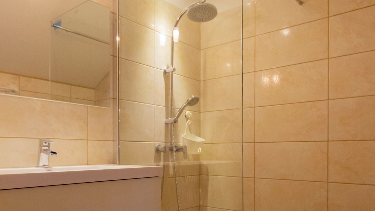 Photo of Bathroom in Entraigues-sur-la-Sorgue