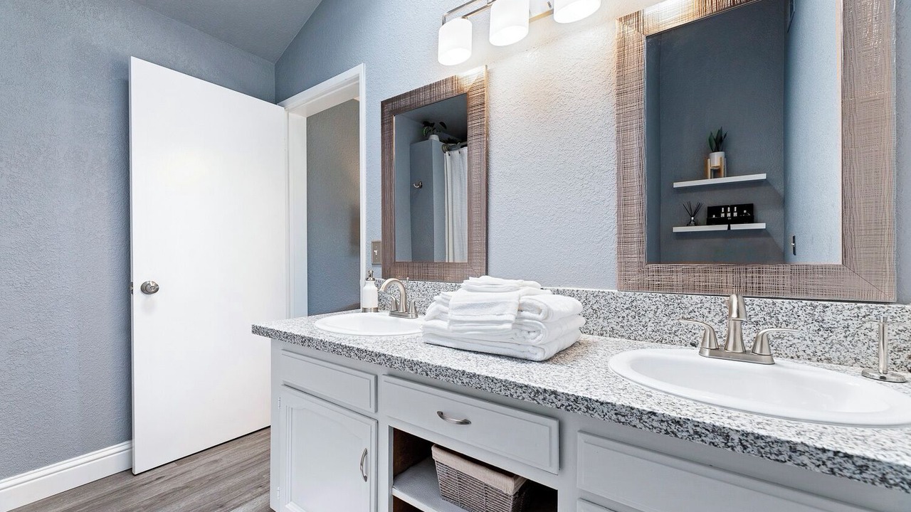 Photo of Bathroom in Clovis