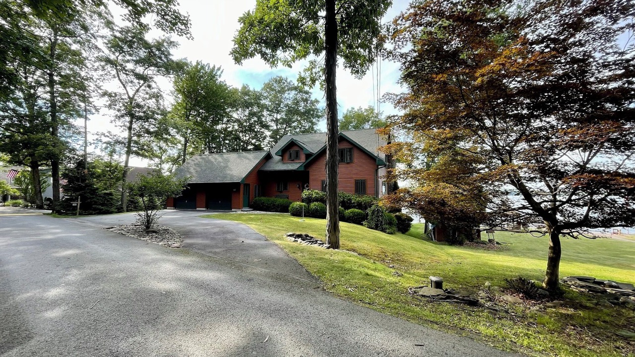 Photo of Others in Paupack