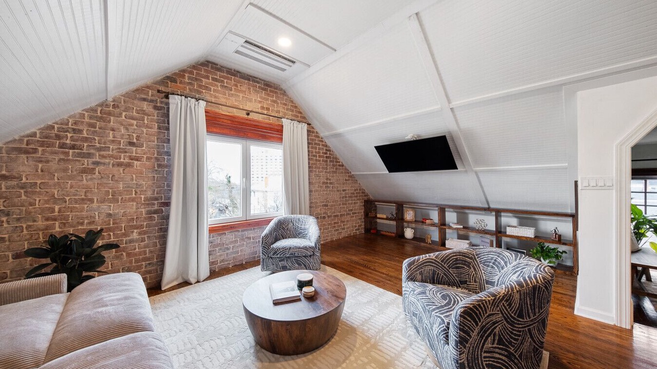 Photo of Livingroom in Macon