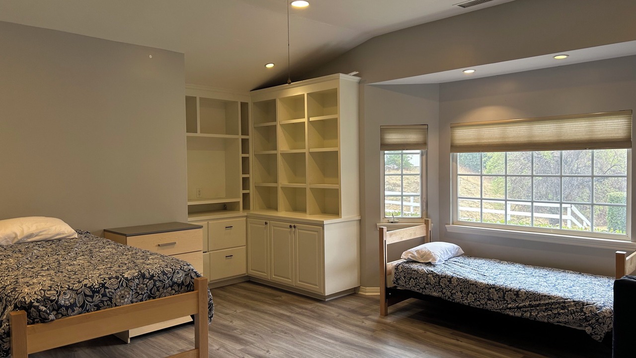 Photo of Bedroom in Newhall