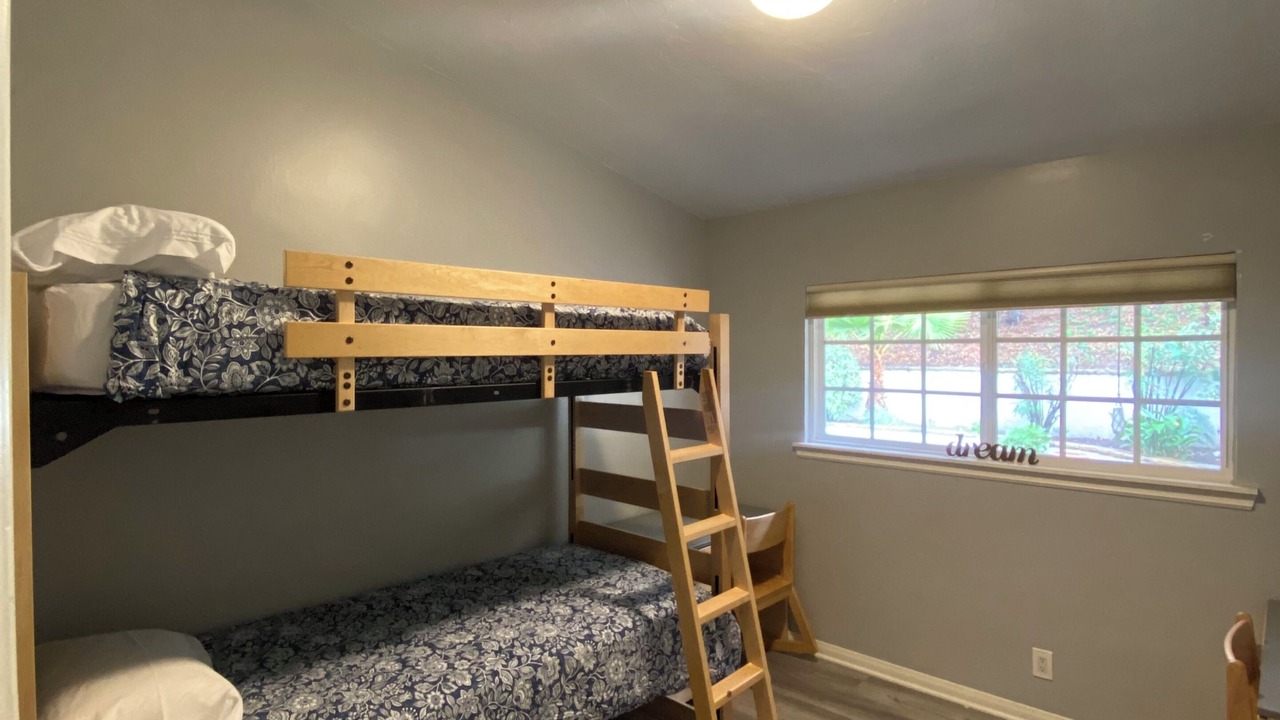 Photo of Bedroom in Newhall