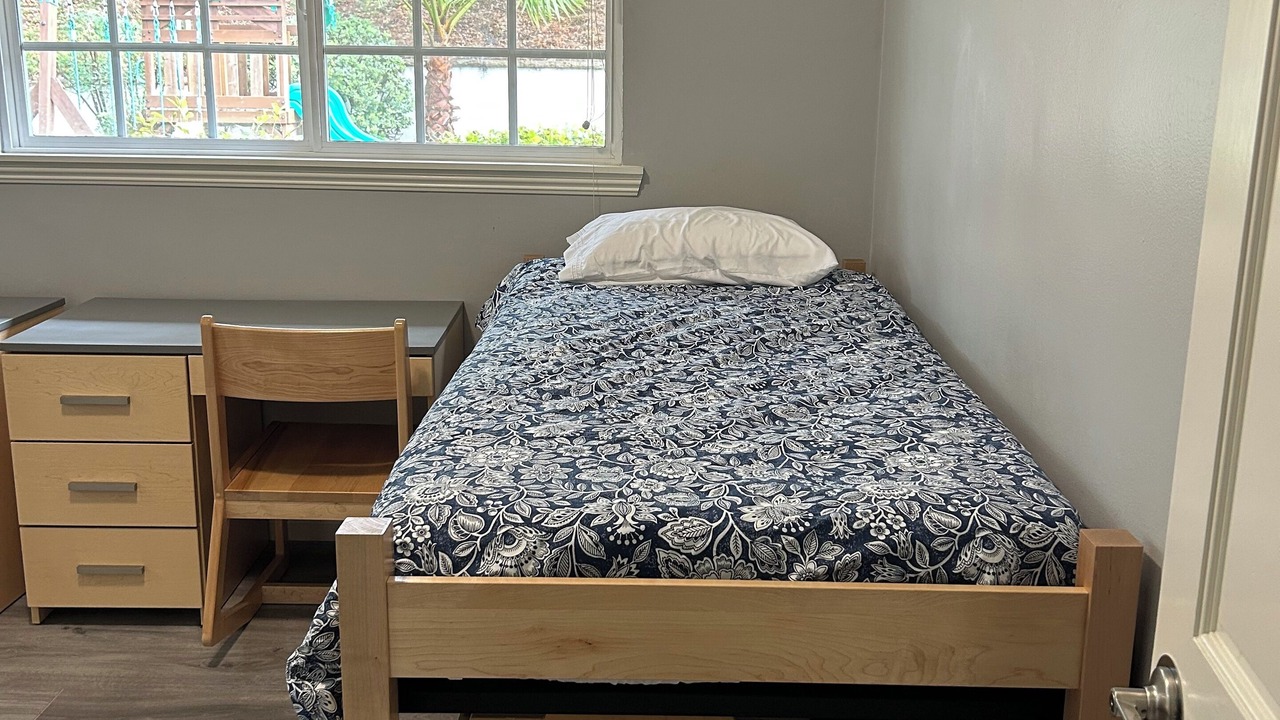 Photo of Bedroom in Newhall