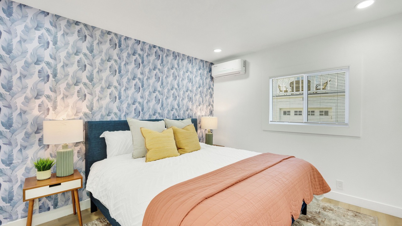 Photo of Bedroom in Bluff Heights