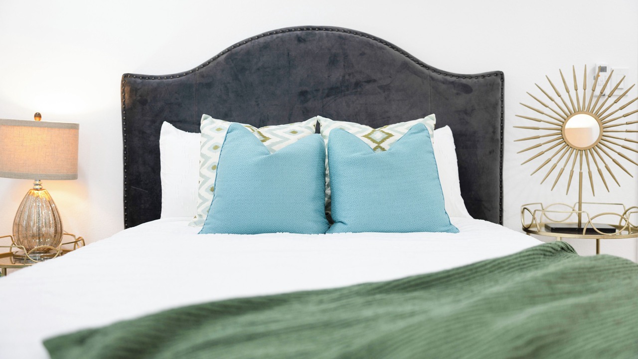 Photo of Bedroom in Bluff Heights