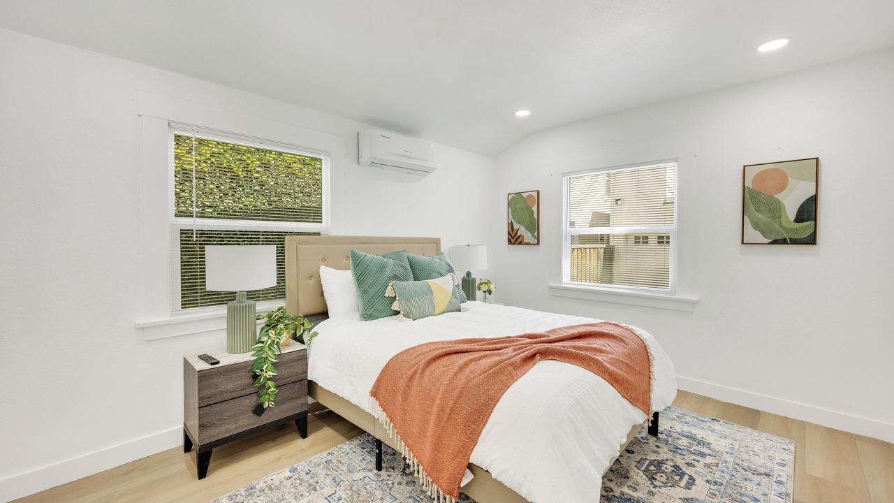 Photo of Bedroom in Bluff Heights