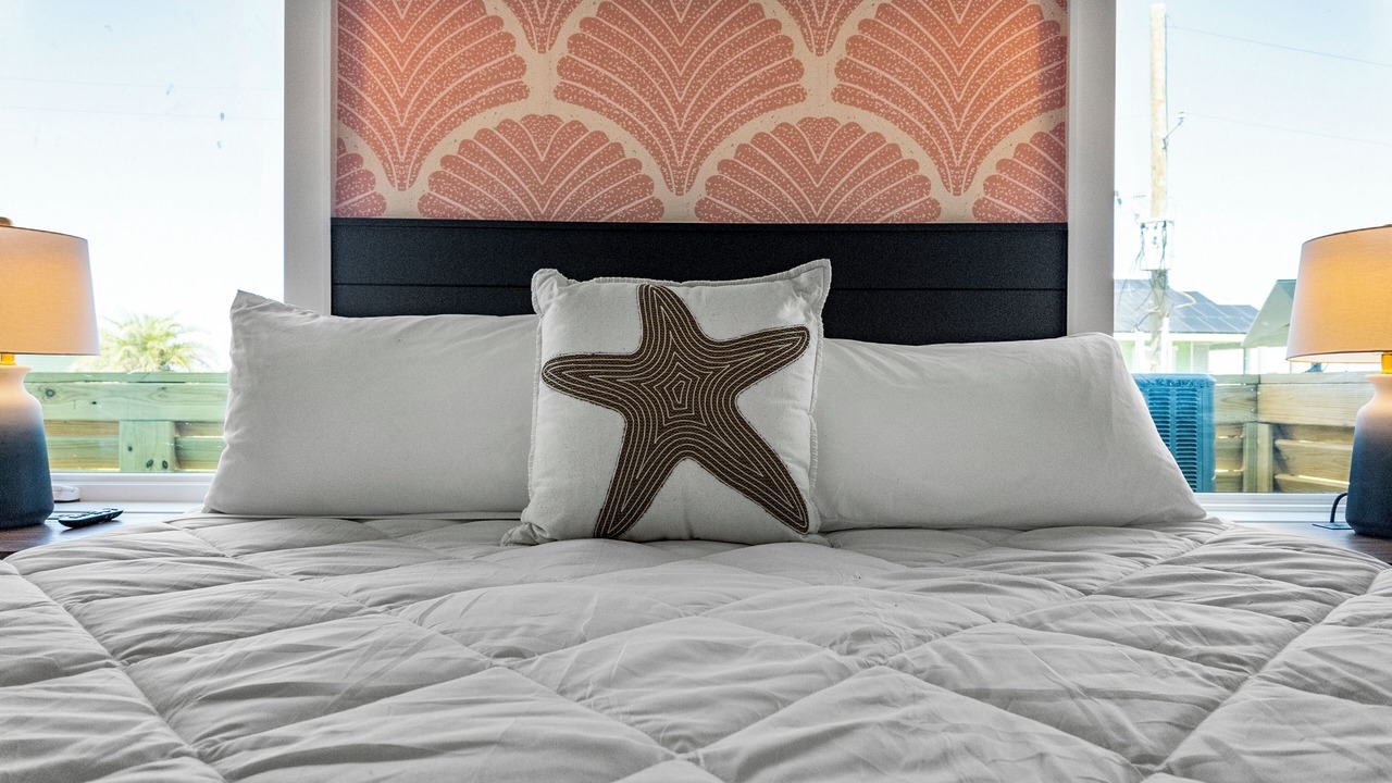 Photo of Bedroom in Crystal Beach