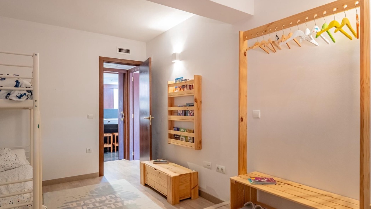 Photo of Bedroom in Albons