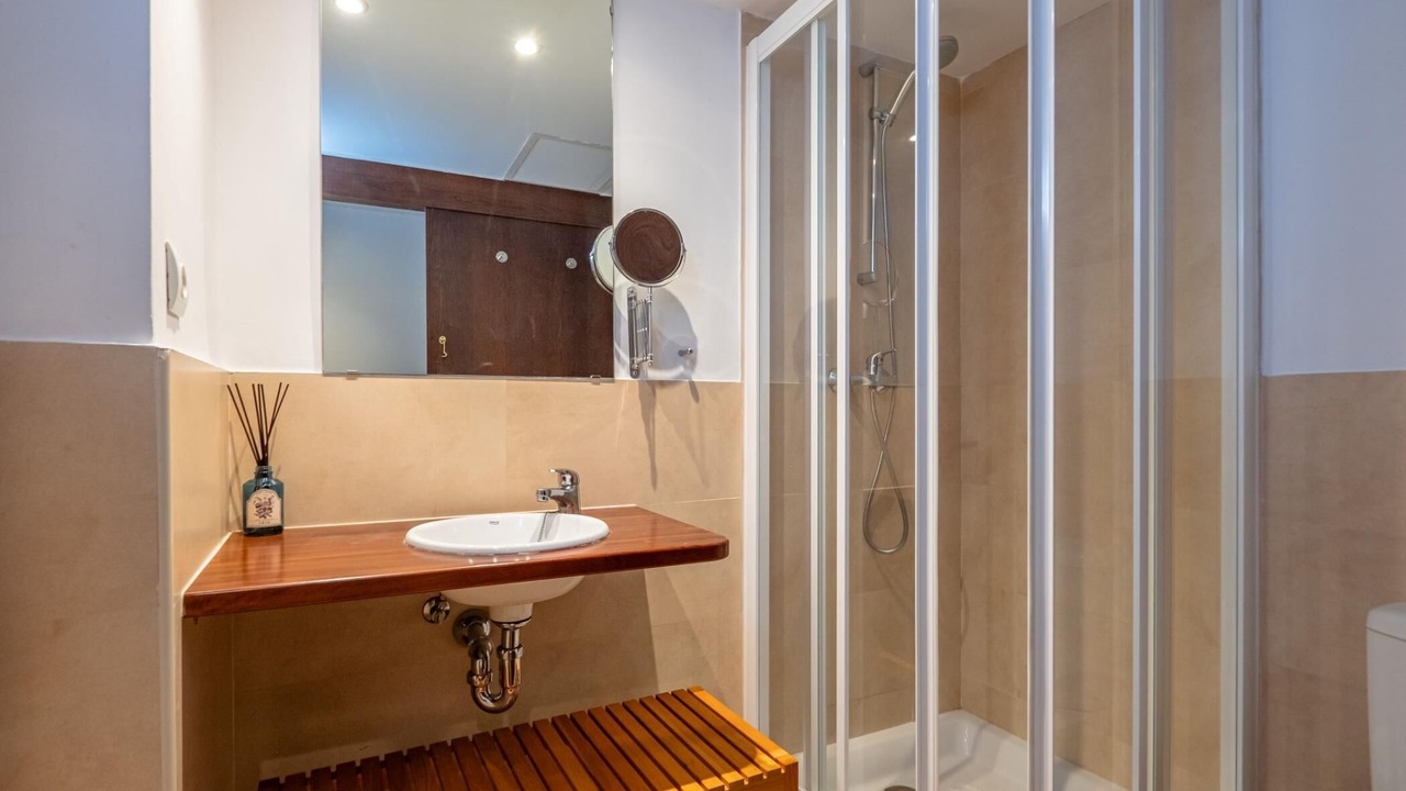 Photo of Bathroom in Albons
