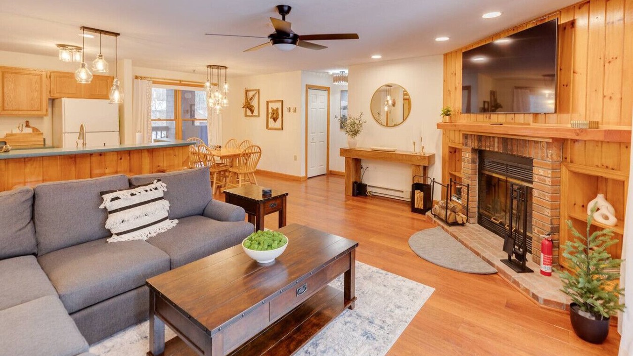 Photo of Livingroom in North Woodstock