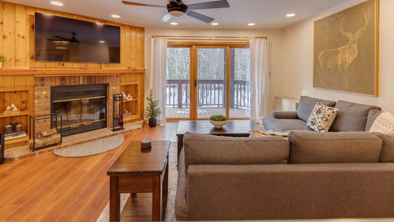Photo of Livingroom in North Woodstock