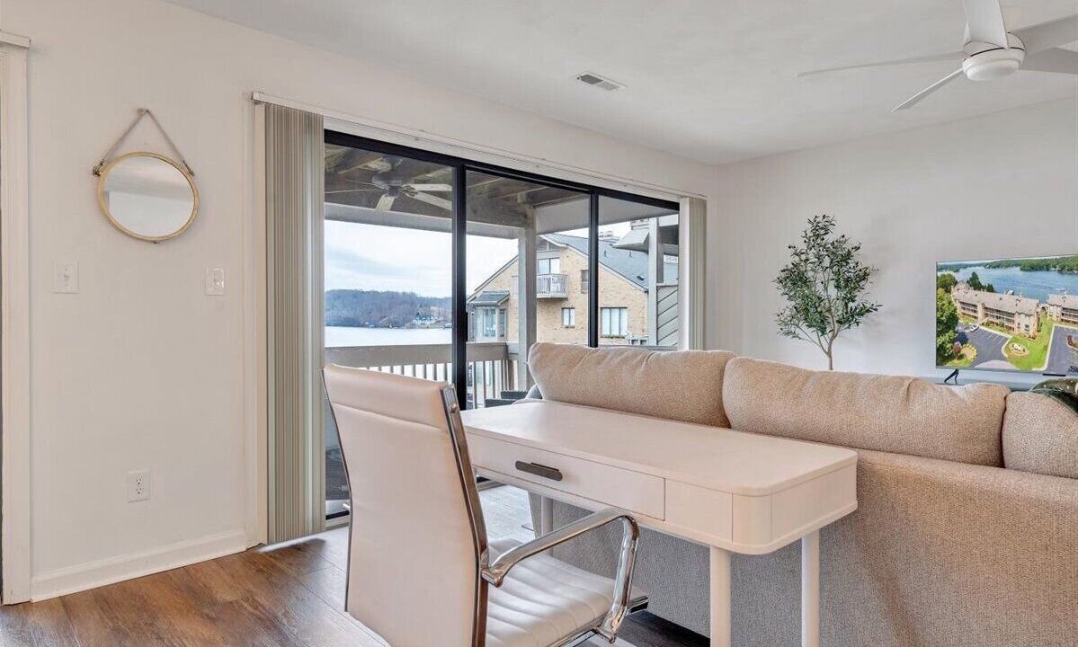 Photo of Livingroom in North Shore