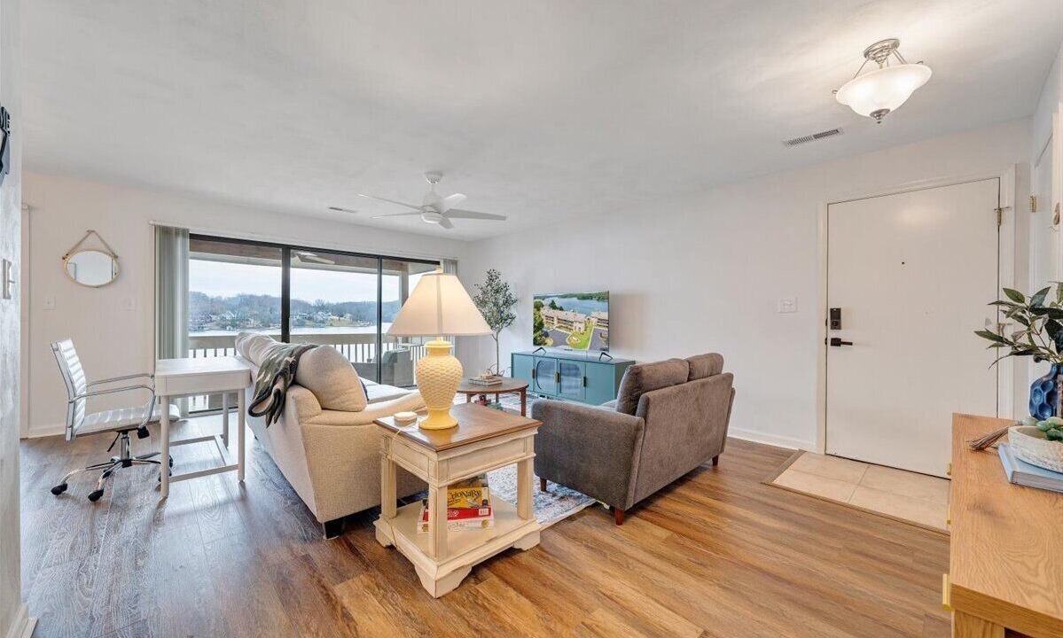 Photo of Livingroom in North Shore